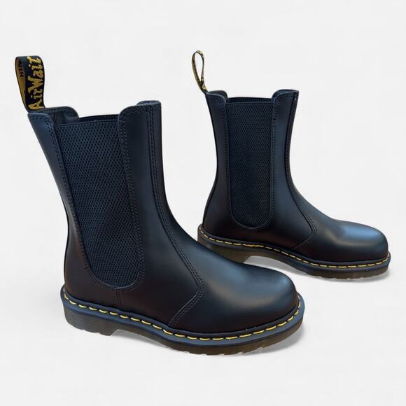 NEW Dr. Martens Chelsea Hi Smooth Leather Boots Women's 8 / Men's 7 - Picture 2 of 9